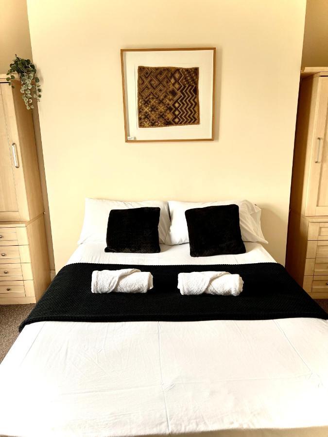לונדון Aldgate Holiday Rooms מראה חיצוני תמונה
