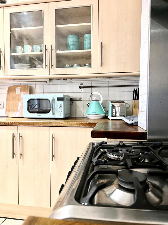 לונדון Aldgate Holiday Rooms מראה חיצוני תמונה