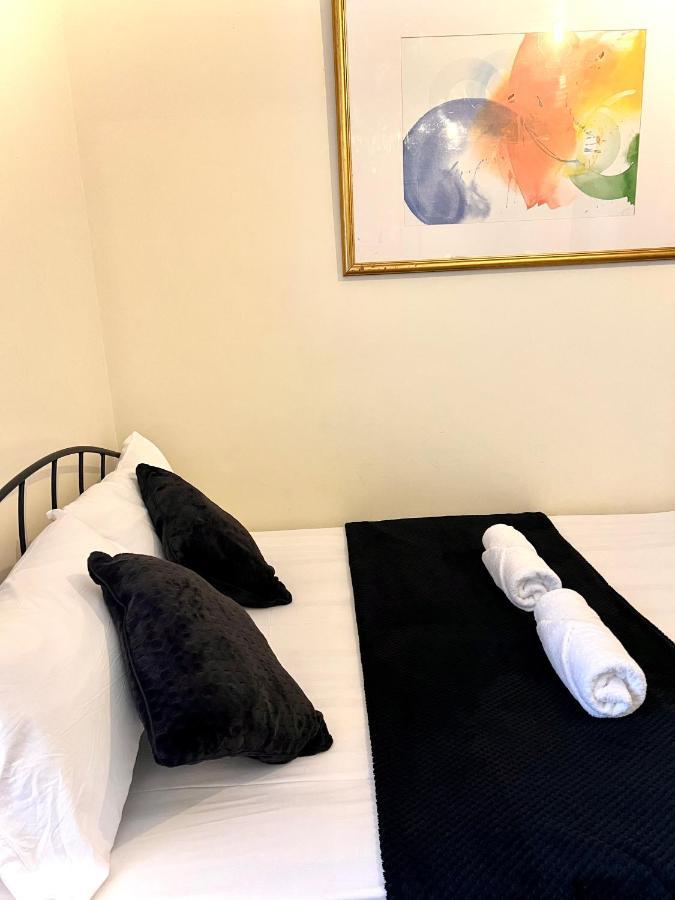 לונדון Aldgate Holiday Rooms מראה חיצוני תמונה