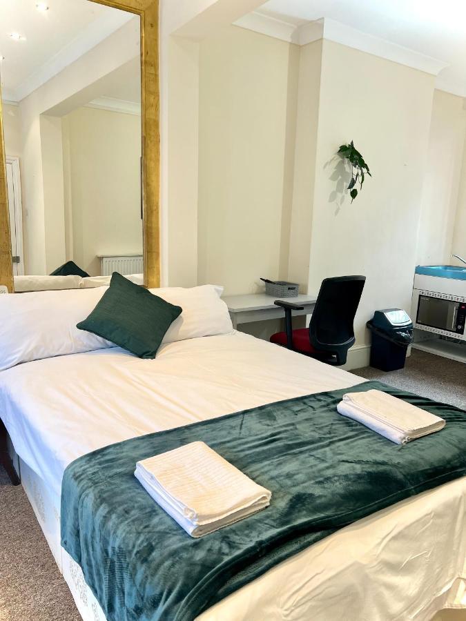 לונדון Aldgate Holiday Rooms מראה חיצוני תמונה
